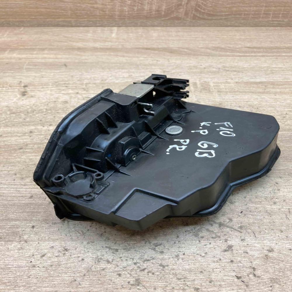 7202145   Front door lock BMW 5 F10 F11