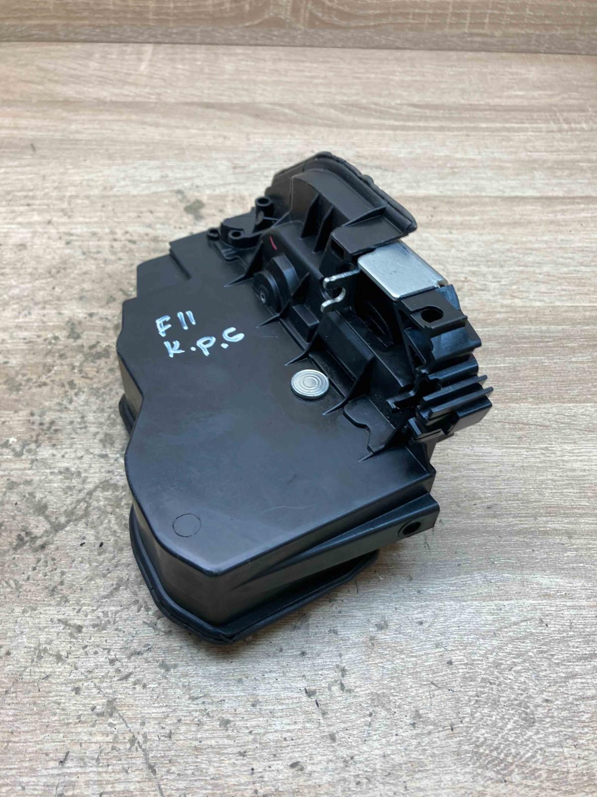 7202147 A053702  Front door lock BMW 5 F10 F11