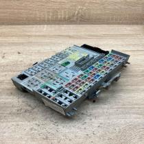 24412497 Main  Fuse module Opel Zafira A