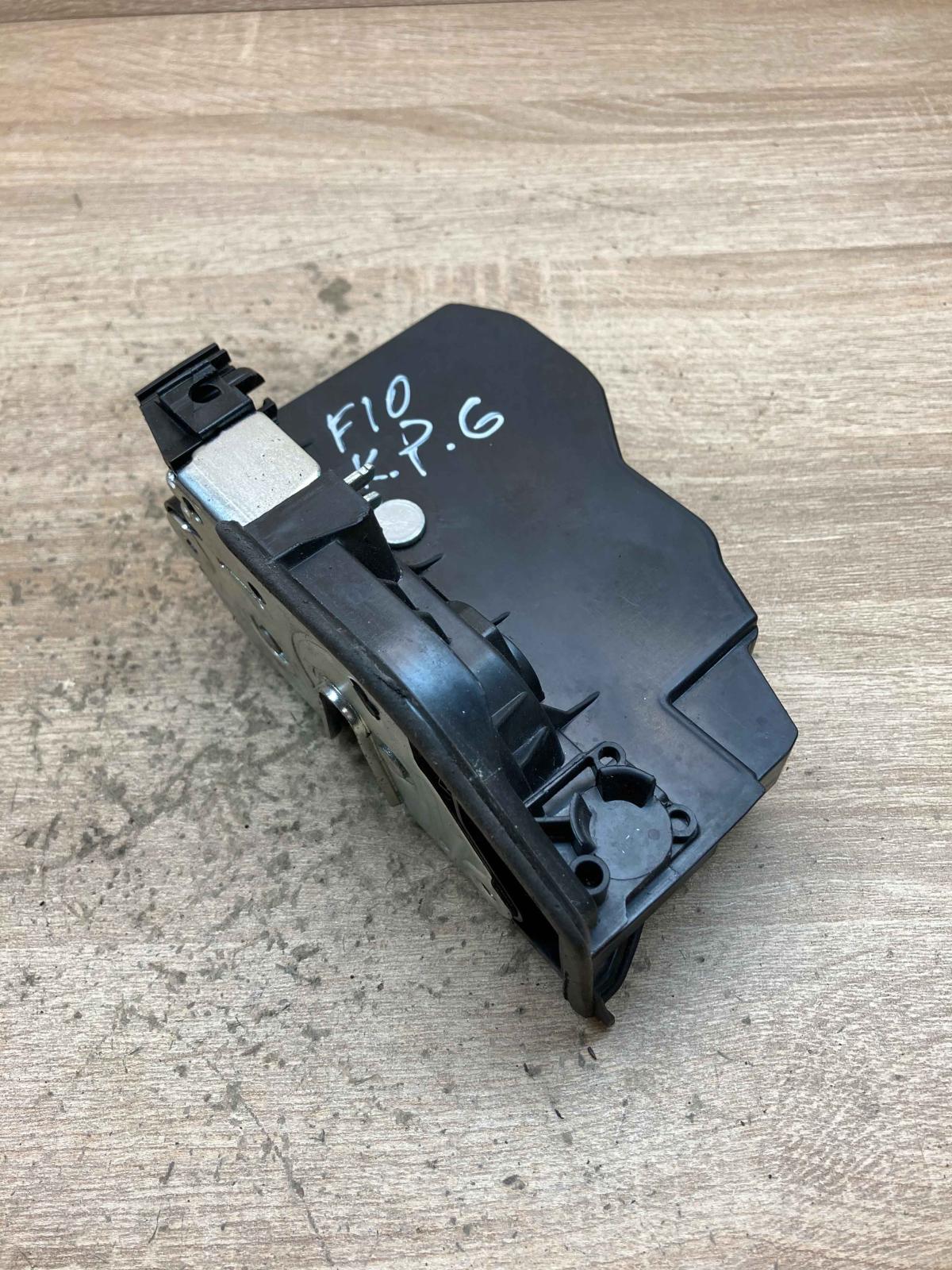 7229459 A053702  Rear door lock BMW 5 F10 F11