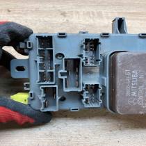 38600 SH3 G1 4Y28B  Fuse module Honda Civic