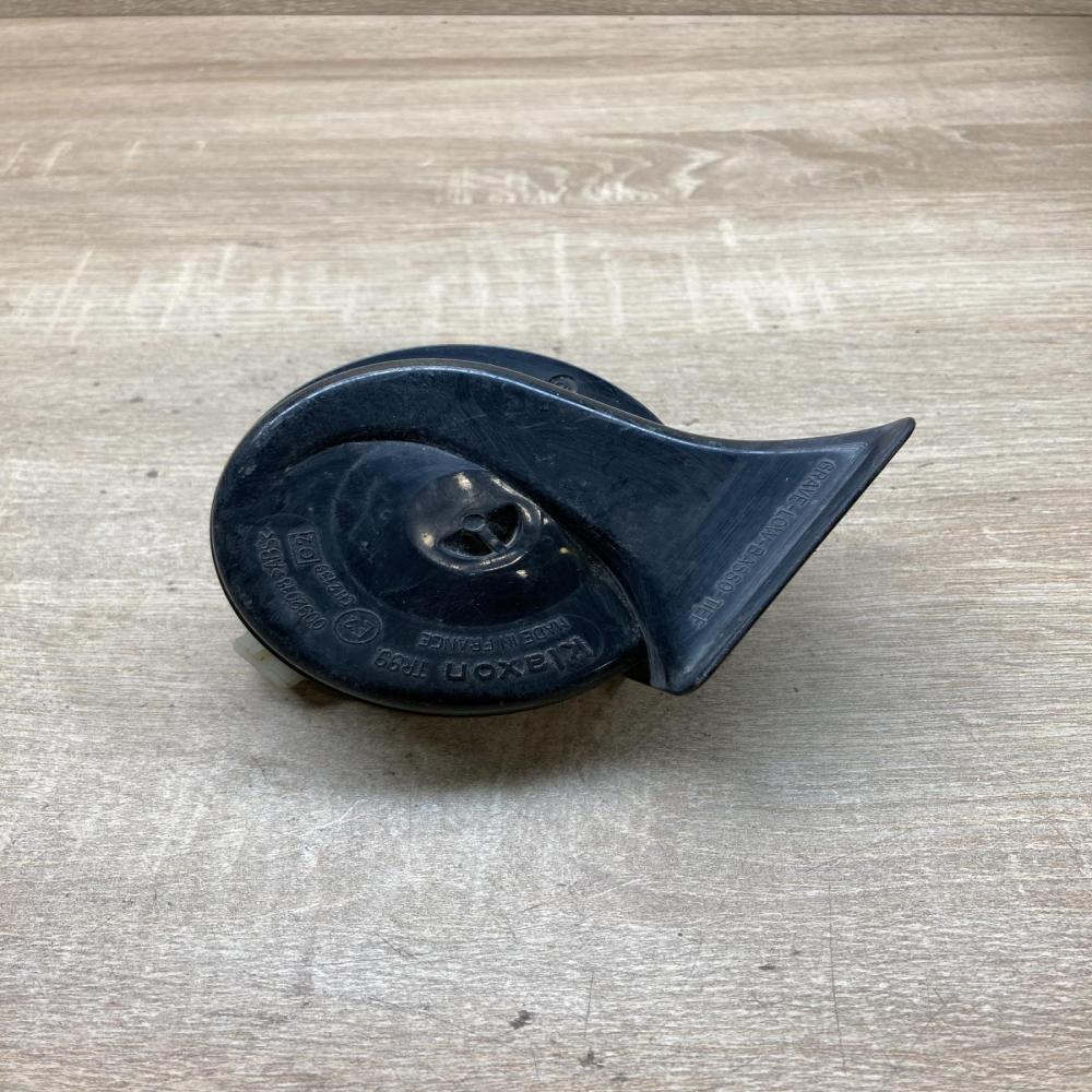8200082333C TR99  Horn signal Renault Megane II