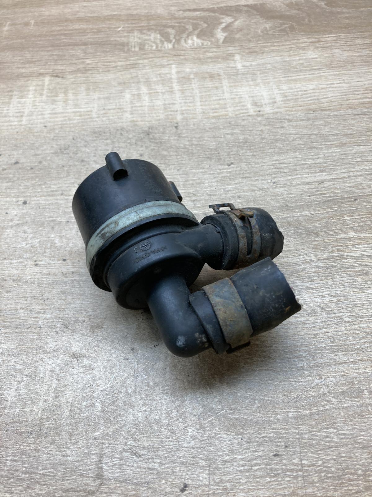 5N0965561A 12402100302  Electric auxiliary coolant/water pump Volkswagen Caddy