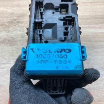 30807050   Fuse module Volvo S40, V40