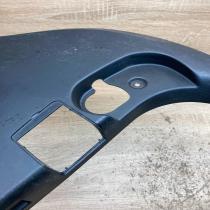 7058133 112420 10  Foot area side trim BMW 1 E81 E87