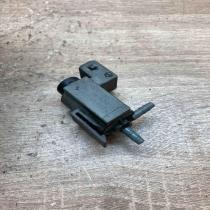 7537612 08T029  Vacuum valve BMW 5 E60 E61