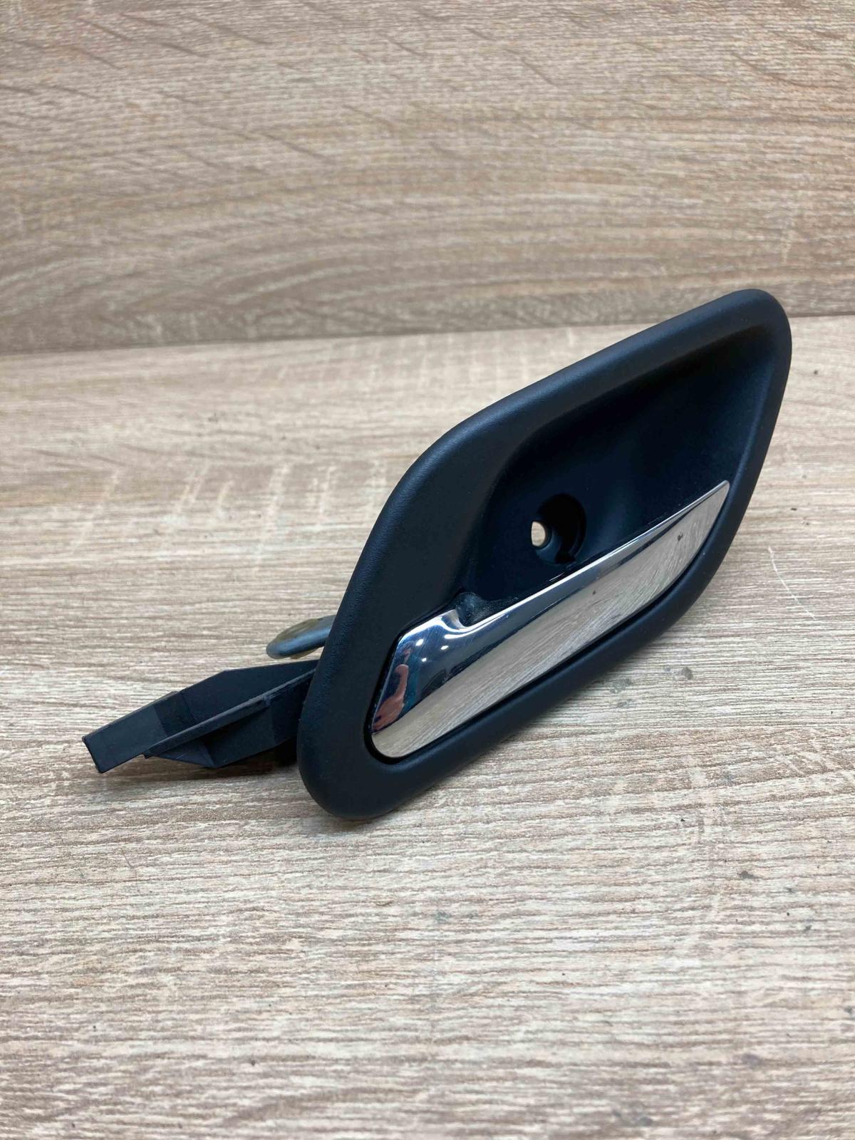 8226049   Front door interior handle BMW 5 E39