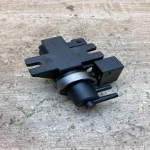 Vacuum   Turbo solenoid valve Peugeot 406