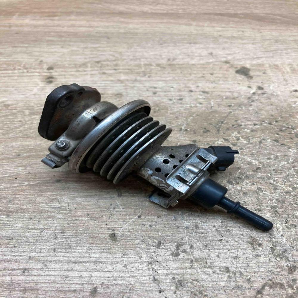 7807206   Other engine part BMW X5 E70