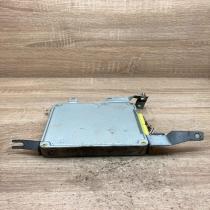 B67KB 79745628  Engine control unit/module ECU Mazda 323