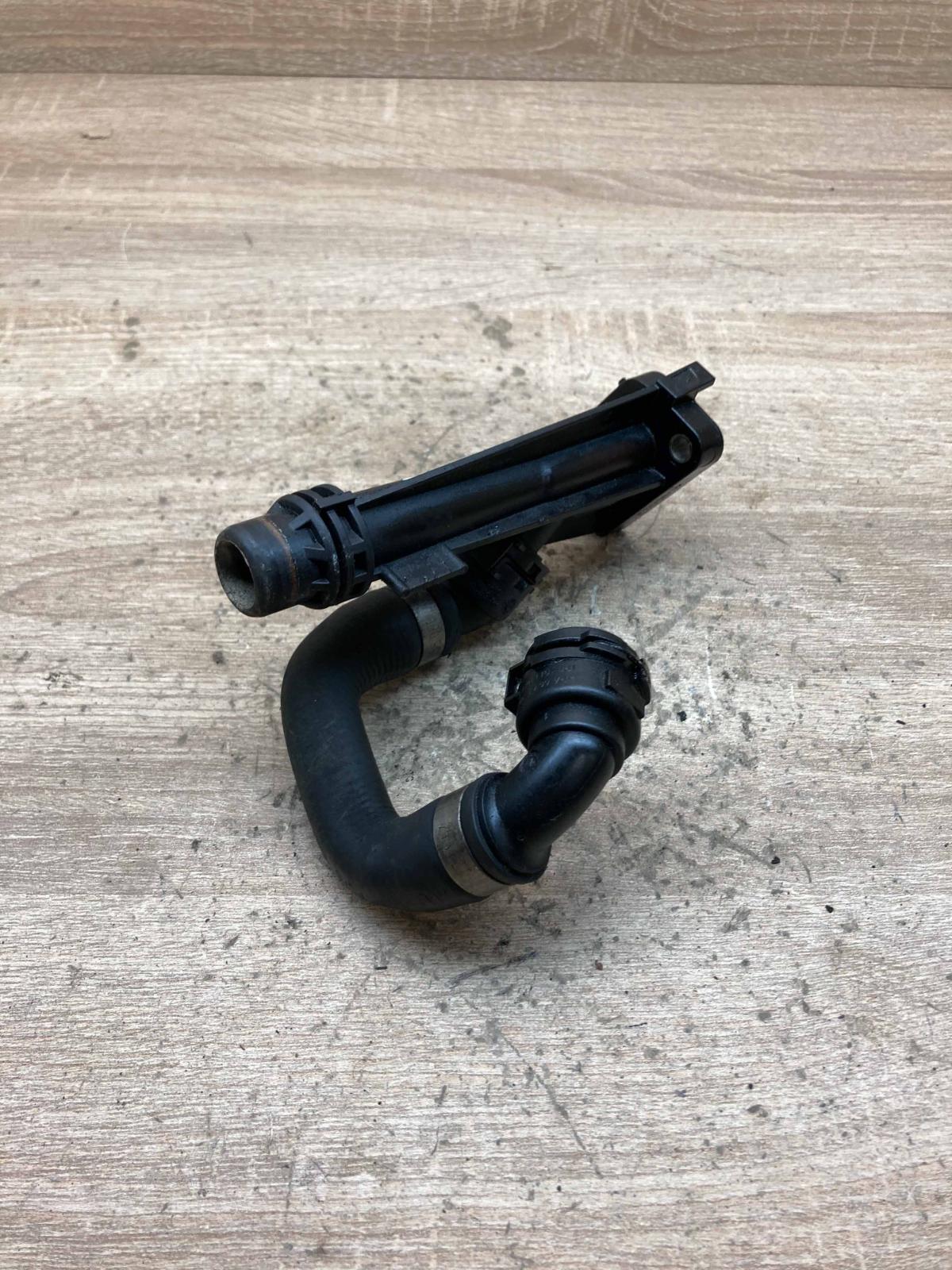7800104 7509984  Engine coolant pipe/hose BMW 5 F10 F11
