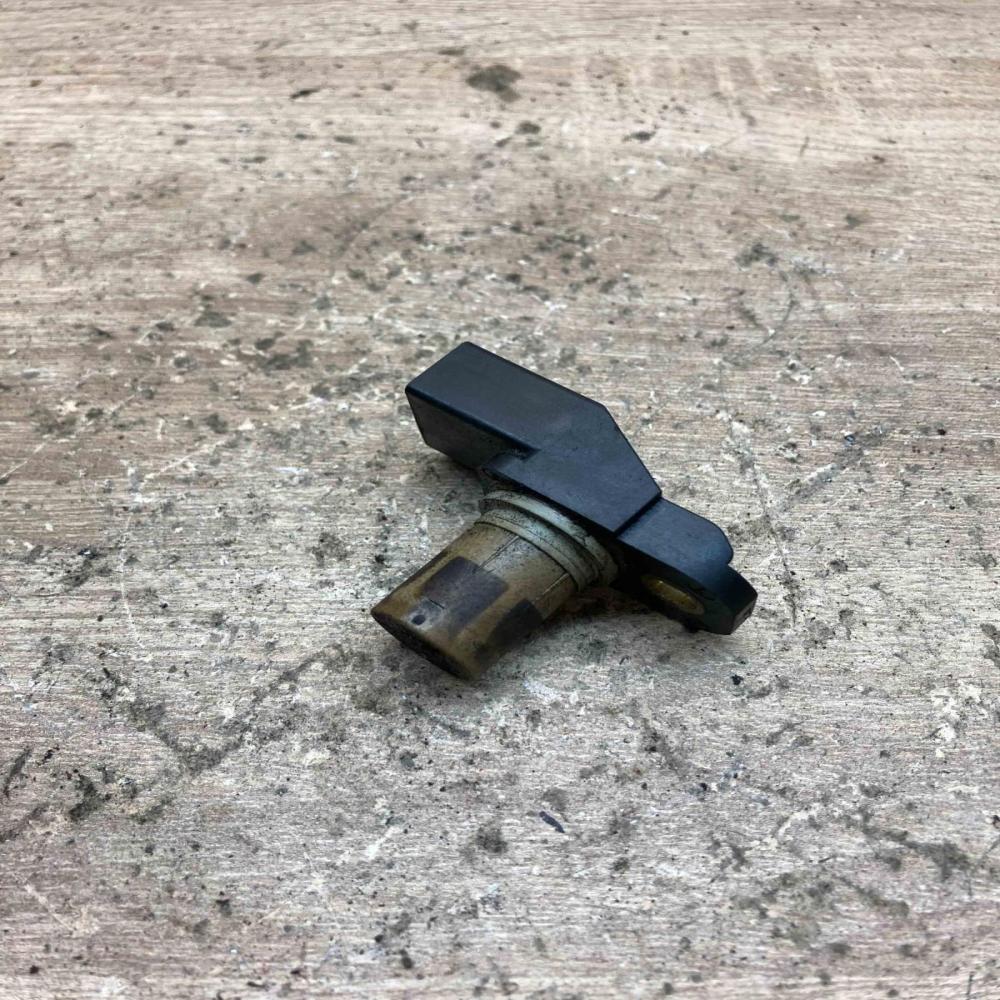 7794646   Camshaft position sensor BMW 5 E39
