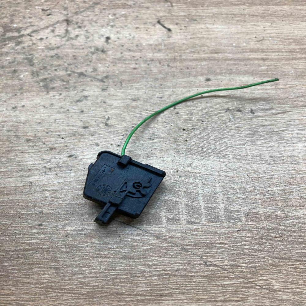 969496 1 969496 1  Plug wire BMW 5 E60 E61