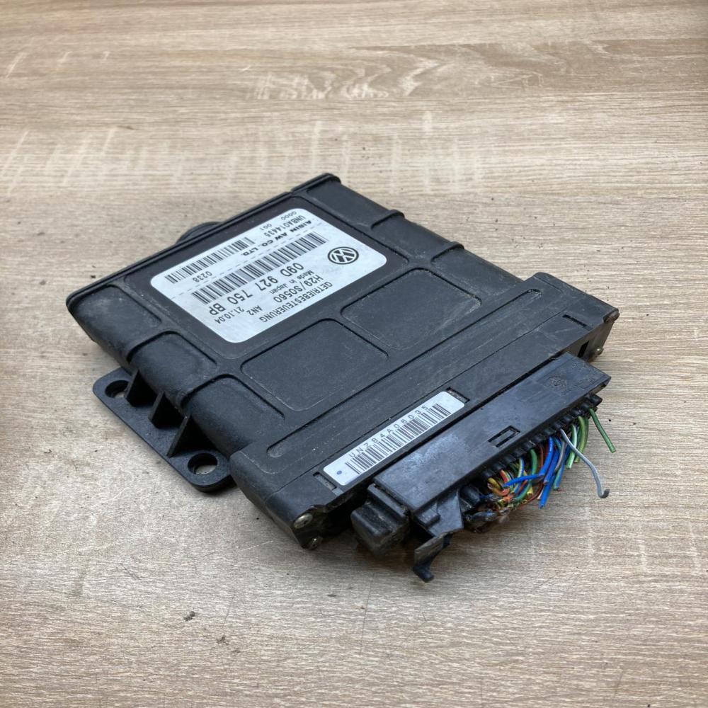 09D927750BP UNBA014435  Engine control unit/module ECU Volkswagen Touareg I