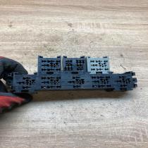 7703297572   Fuse module Renault Trafic II (X83)