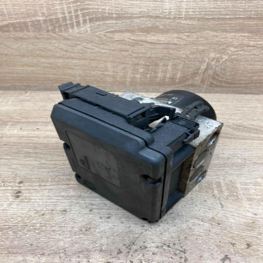 6X0614117 6X0907379B  ABS Pump Volkswagen Polo III 6N 6N2 6NF