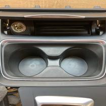 9218925 9234131  Cup holder BMW 3 F30 F35 F31