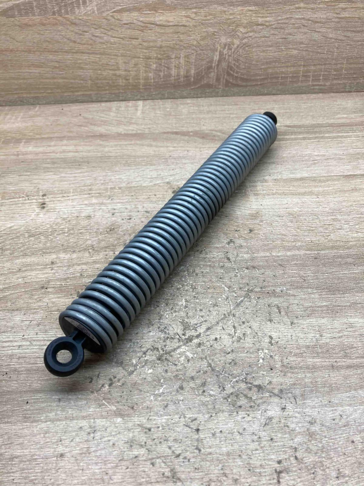 4826677 146190 10  Tailgate/trunk/boot tension spring BMW 7 F01 F02 F03 F04