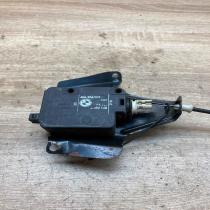 8352168 406204 3  Fuel tank cap lock motor BMW 5 E39