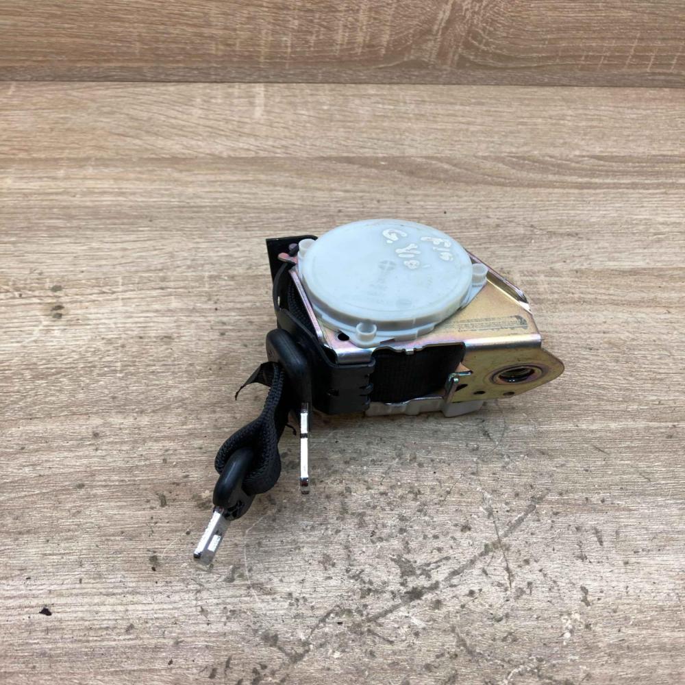 34036732D 14032011  Rear seatbelt Opel Insignia A