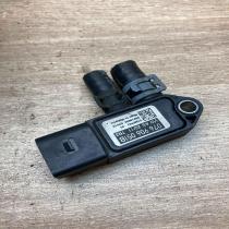 076906051B 51MPP02 03 Used Exhaust gas pressure sensor Volkswagen Golf VI