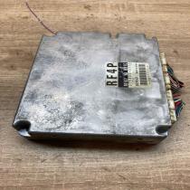 275800 5772 RF4P 18 881C RF4P Engine control unit/module ECU Mazda Premacy