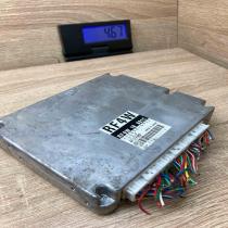 275800 5922 RF4W 18 881C RF4W Engine control unit/module ECU Mazda Premacy