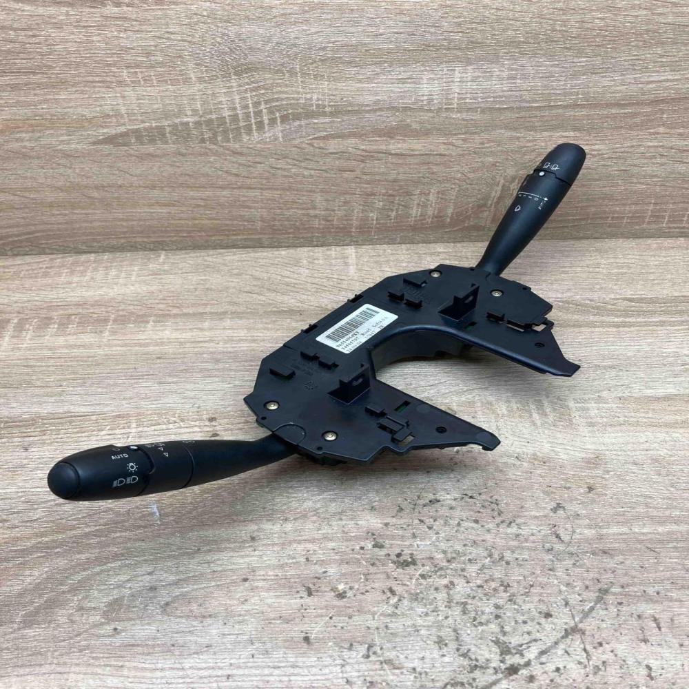 96554964XT 34565707  Wiper turn signal indicator stalk/switch Citroen C4 I