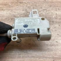 3C0810773   Fuel tank cap lock motor Volkswagen PASSAT B6