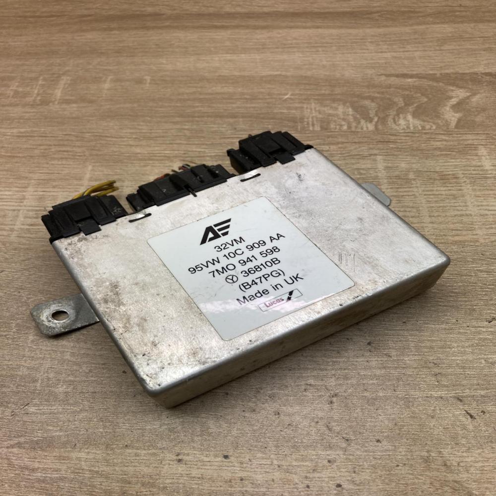 7MO941598 95VW 10C909 AA  Light module LCM Volkswagen Sharan
