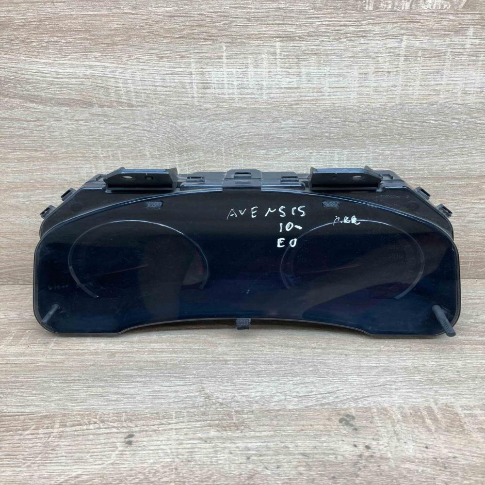 83800 05M10 MB257460 5000 KMH Speedometer (instrument cluster) Toyota Auris 150