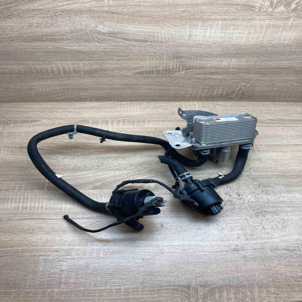 1039040 00 G 1037764 00 C  Hybrid/electric vehicle battery fan Tesla Model S