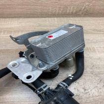 1039040 00 G 1037764 00 C  Hybrid/electric vehicle battery fan Tesla Model S