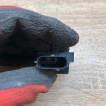 89831 05010   Airbag deployment crash/impact sensor Toyota Avensis T250