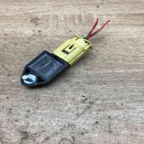 89831 05010  B Airbag deployment crash/impact sensor Toyota Corolla E120 E130
