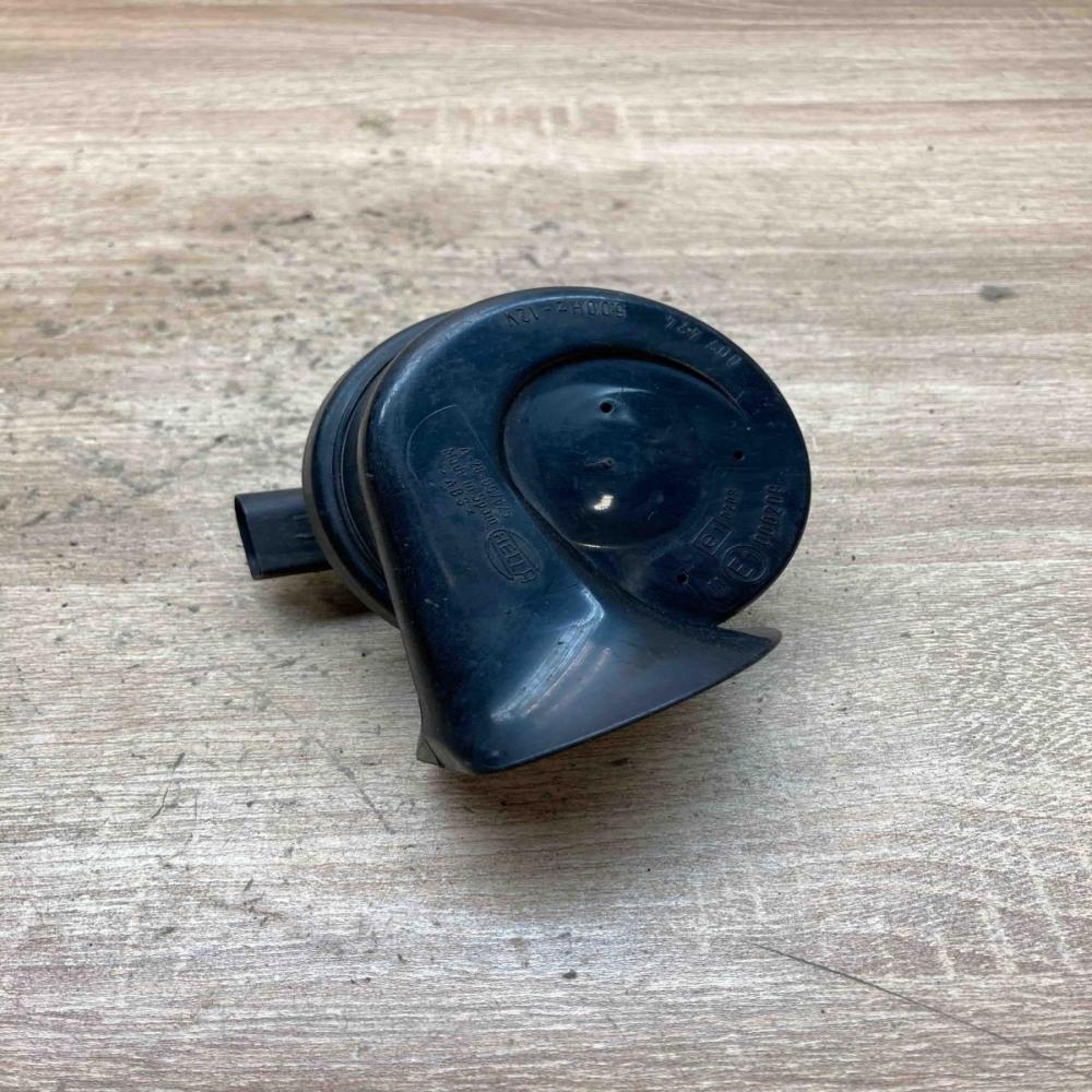 3C0951223 007424  Horn signal Volkswagen PASSAT B6