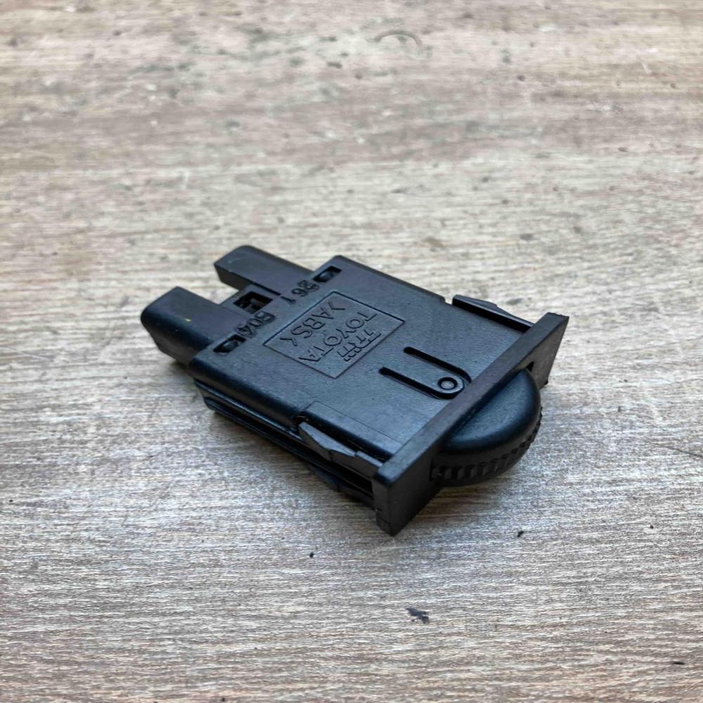 261B04   Headlight level height control switch Nissan Almera N16