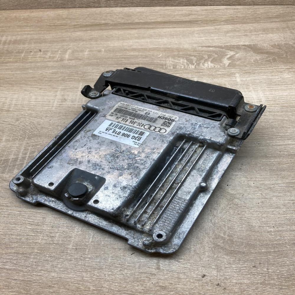 03G906016JA 0281012723  Engine control unit/module ECU Audi A4 S4 B7 8E 8H