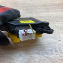 D267 AP9AA01   Air flap motor/actuator Hyundai ix35