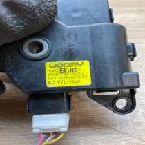 D267 AP9AA01   Air flap motor/actuator Hyundai ix35