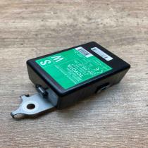 89740 05030 61B381 000  Door control unit/module Toyota Avensis T270