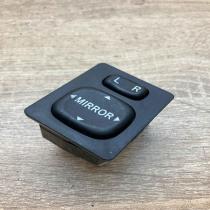 769746B 183574  Wing mirror switch Toyota Avensis Verso