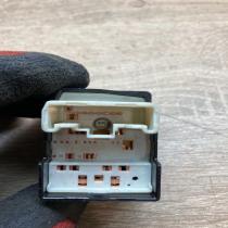 769746B 183574  Wing mirror switch Toyota Avensis Verso