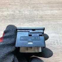 769746B 183574  Wing mirror switch Toyota Avensis Verso