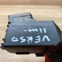 17F144 05210 17F525 J08 Wiper control stalk Toyota Yaris