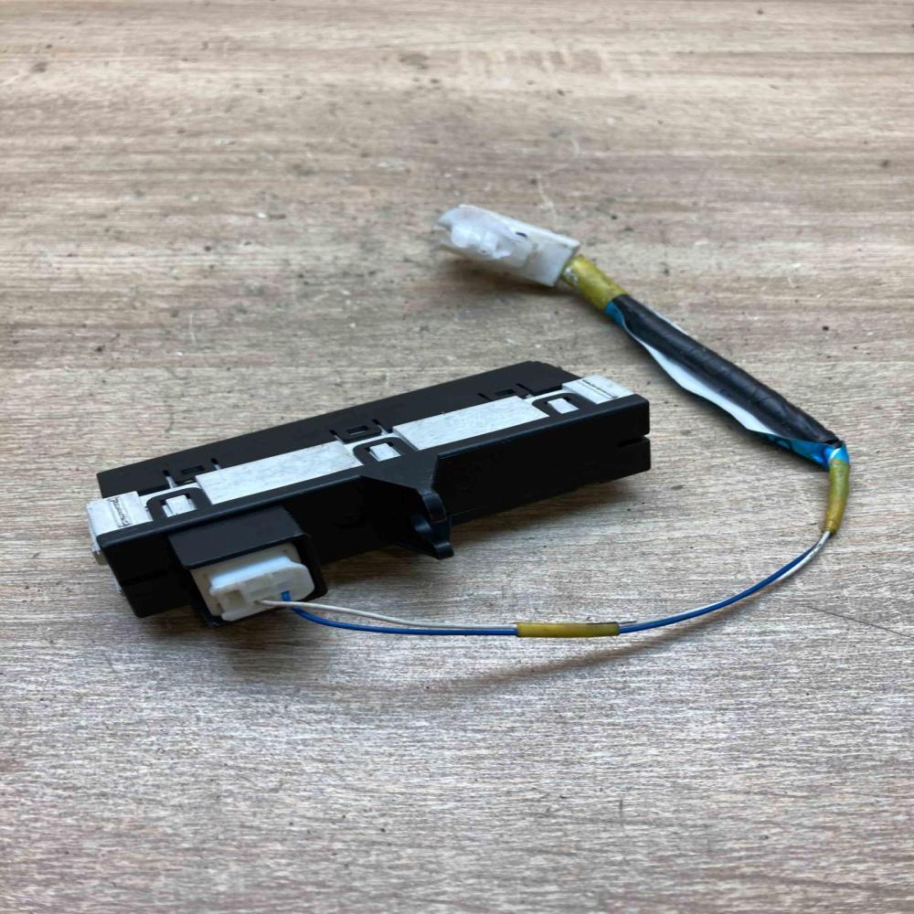 8214947030 83150 47010 RHD Other control units/modules Toyota Prius (XW30)