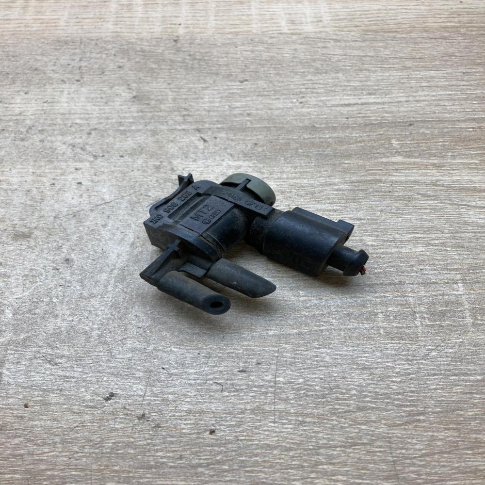 1K0906283A   Vacuum valve Audi A3 S3 8P
