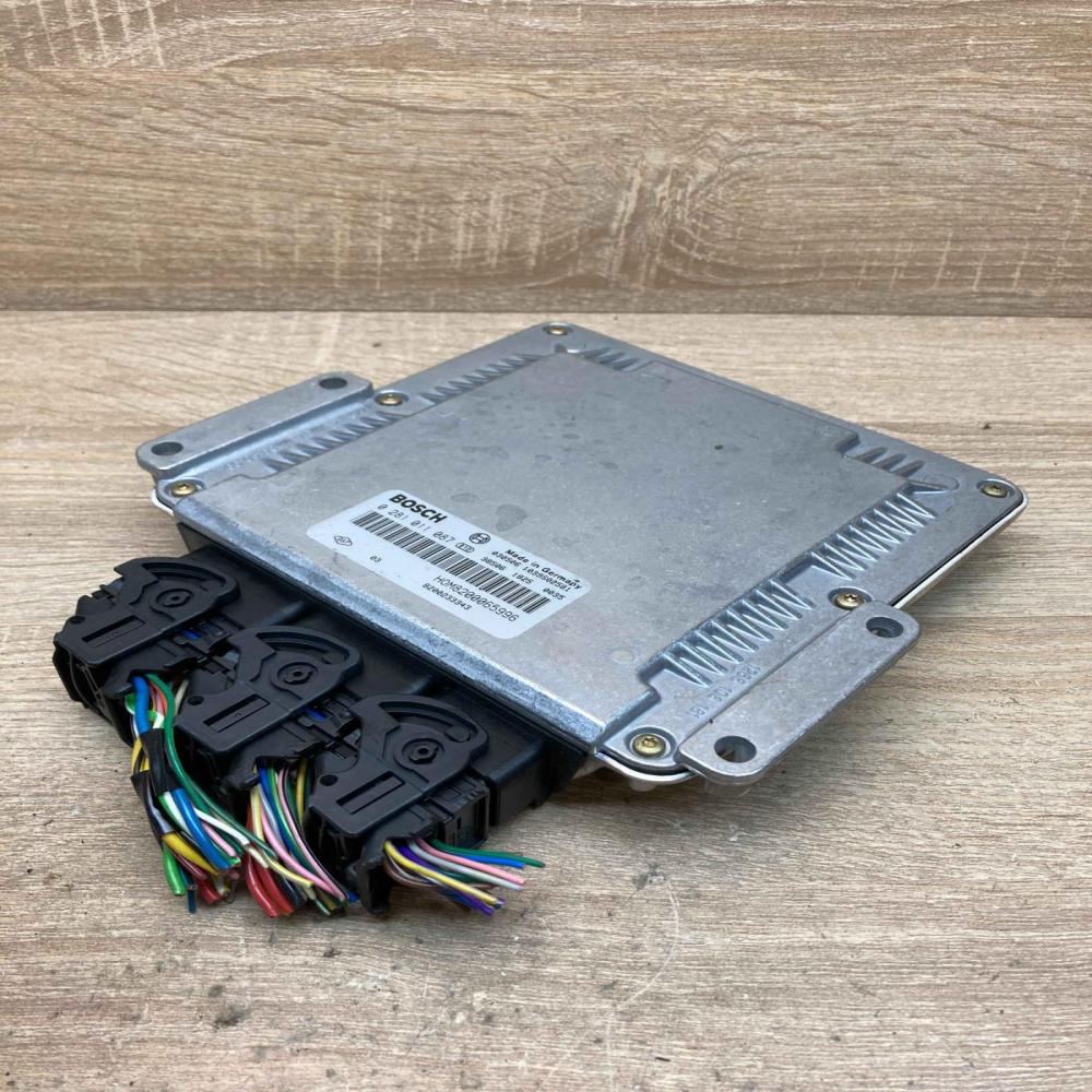 8200065996 0281011087 418 Engine control unit/module ECU Volvo S40, V40