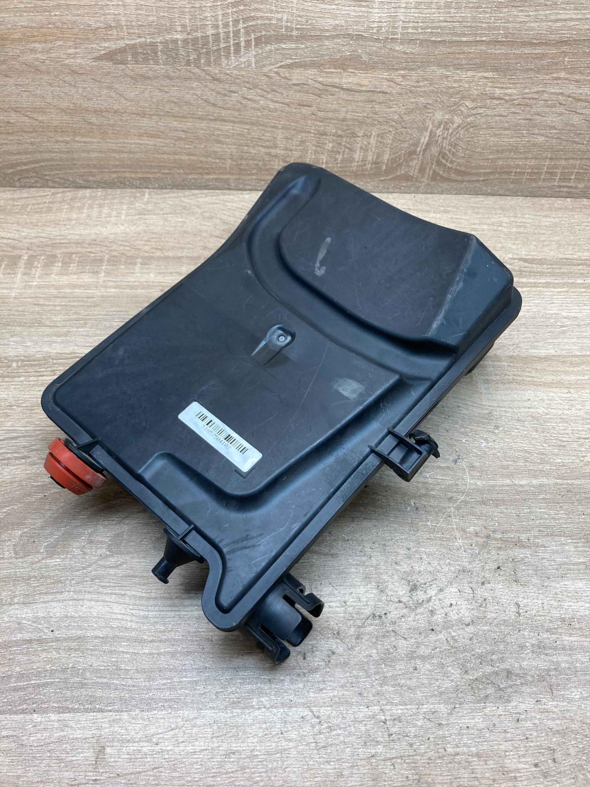 8575041 11564310  Intake resonator BMW 5 G30 G31