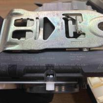 A1668680200 A1666903400 34077867 Front seatbelt Mercedes-Benz GL X166